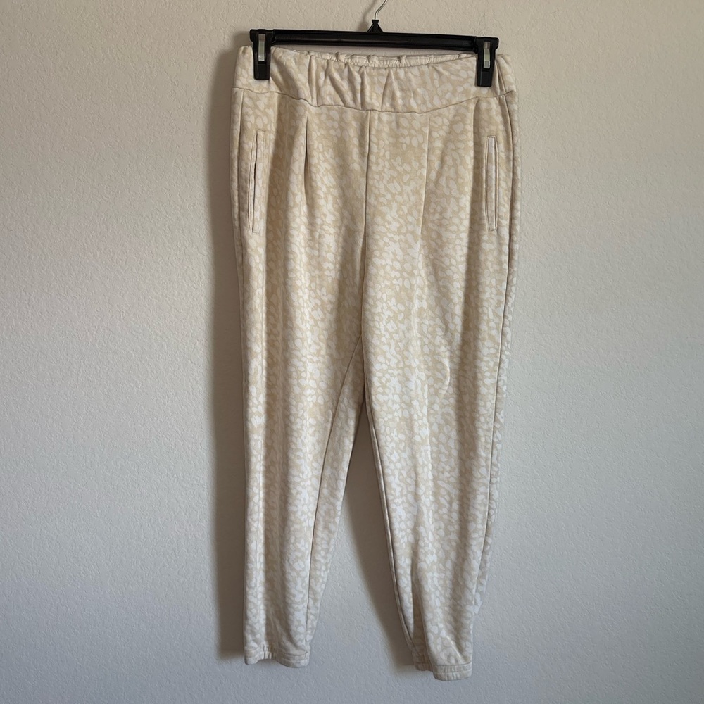 Fabletics Beige Leopard Print Joggers Women’s Size Medium